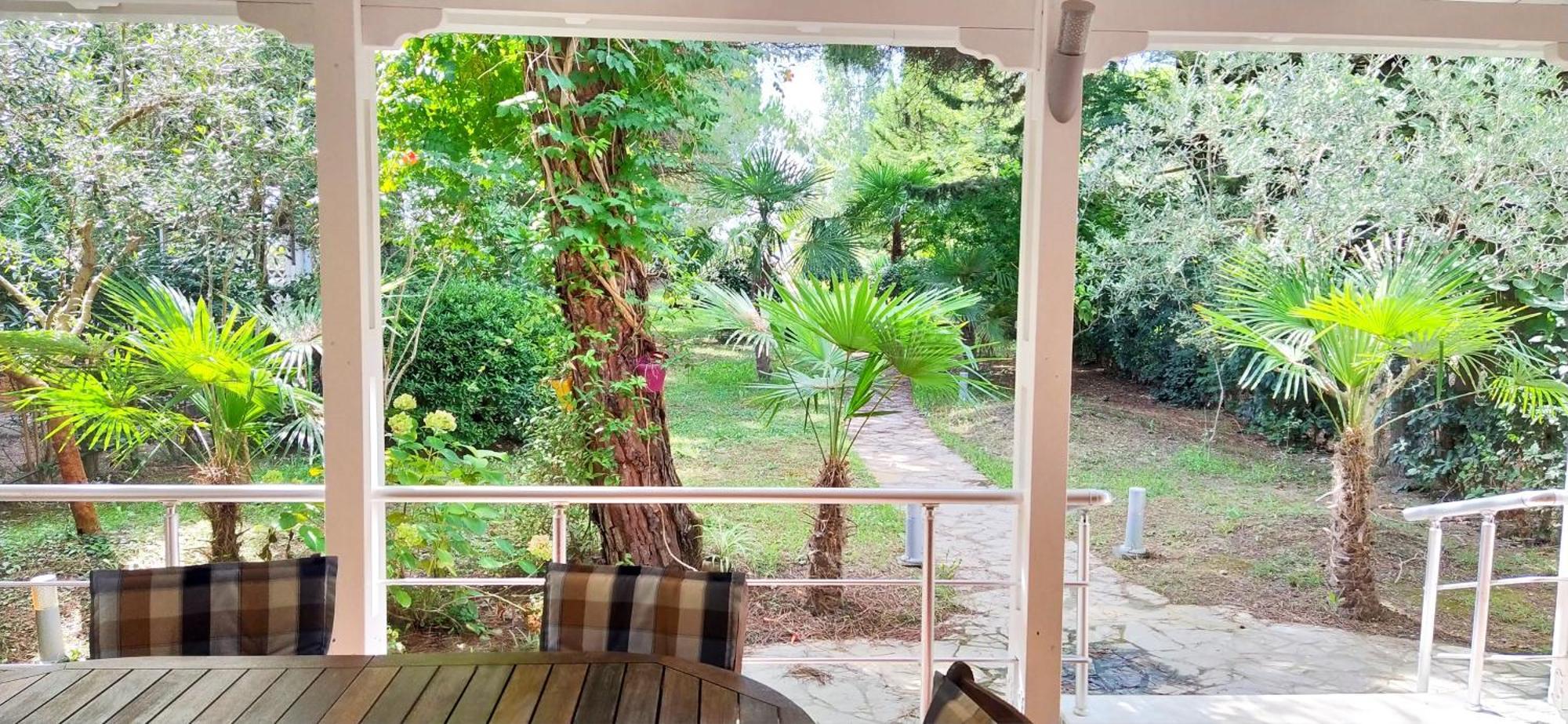 Vacation Home In Gjiri I Lalezit, Lalez, Dıraç Dış mekan fotoğraf